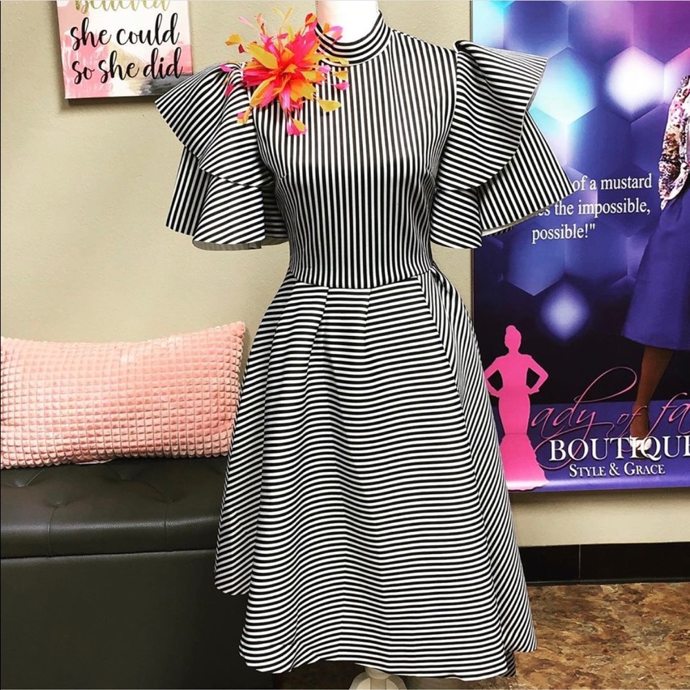 Women’s dress